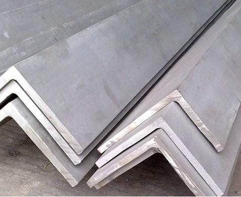 SUS / AISI / ASTM 304 Stainless Steel Equal Angle Bar Length 1000mm - 6000mm