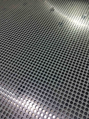 304 Grade Stainless Steel Perforated Sheet Holes From 1mm To 250mm 0.5-3mm