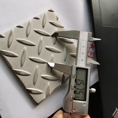 Stainless 304 Vastrap Checkered Plate 5mm Astm A793 Rolled Floor Plate