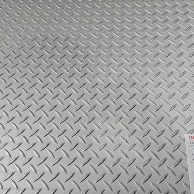 304 SS HR Stainless Steel Checkered Plate Anti Slip Embossed Diamond