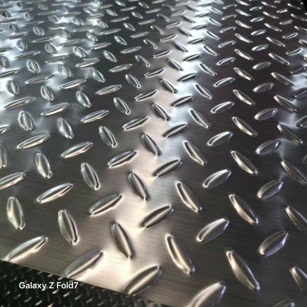 Anti Slip NO.4 Finished SUS 304 Stainless Steel Checkered Plate 304 ...