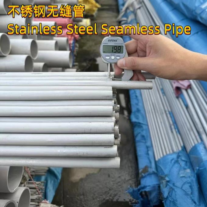 Length 6000mm Seamless Stainless Steel Pipe SS316L / TP316L Astm A312 OD 89mm X Thk 4mm 3